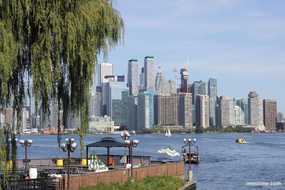 Canada's Immigration Application Backlog Topped 1.5 Million by End of May 2026