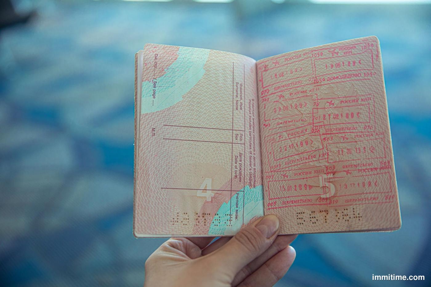 Bill C-3 Review Closes: Citizenship Eligibility Holds, but the Documentation Bar Just Rose