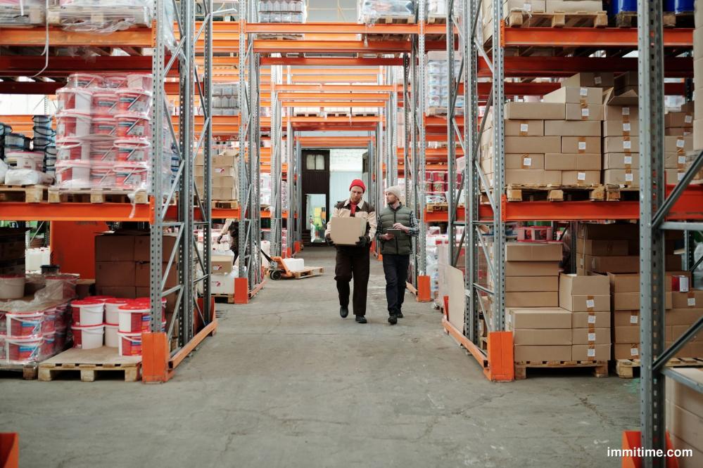 Canada's June LMIA Update: High-Wage and Low-Wage Waits Climb as the PR Stream Speeds Up
